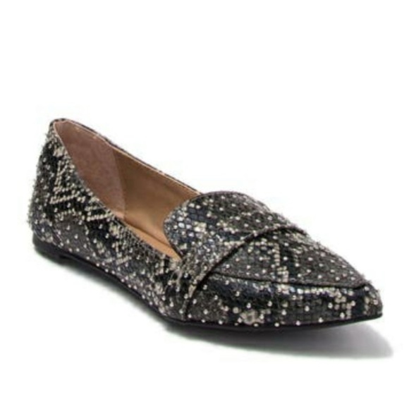 Steve Madden Shoes | Steve Madden Jainna Studded Snakeskin Loafer Flats Size 6.5 | Color: Black/Gray | Size: 6.5 | Kaitoo's Closet
